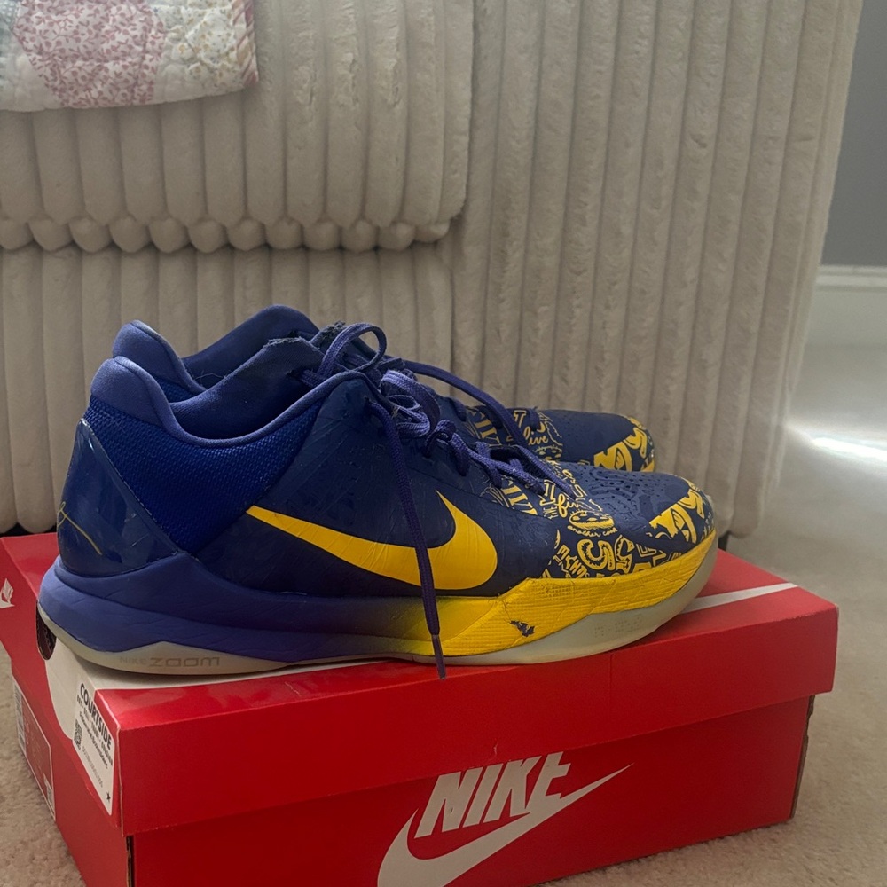 Nike Vibrant Blue and Yellow Athletic Shoes